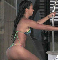 Messi girlfriend bikini 5